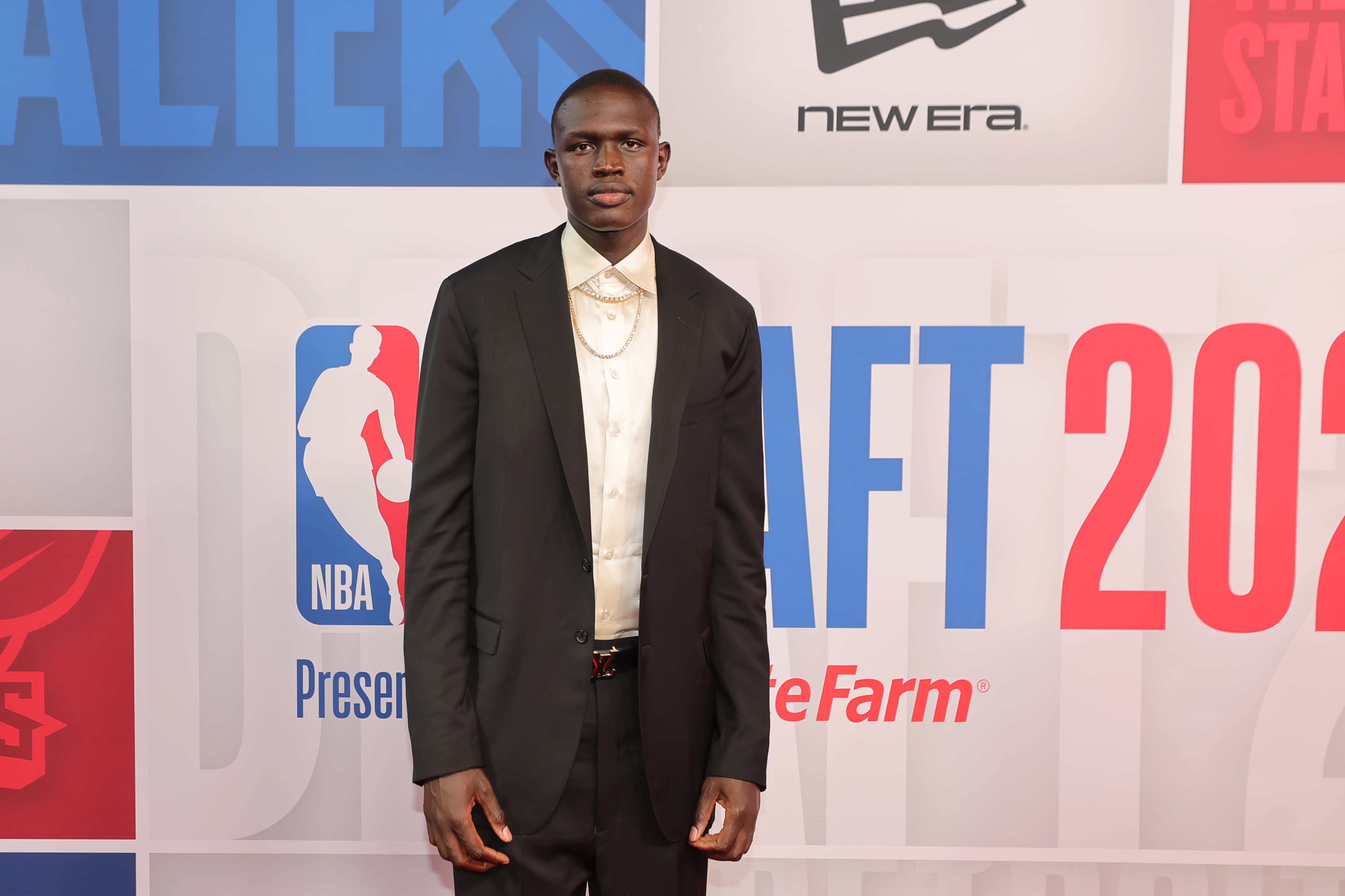 Here's a look at the pros and cons of the Phoenix Suns adding Khaman Maluach and Mark Williams on Night 1 of the 2025 NBA Draft