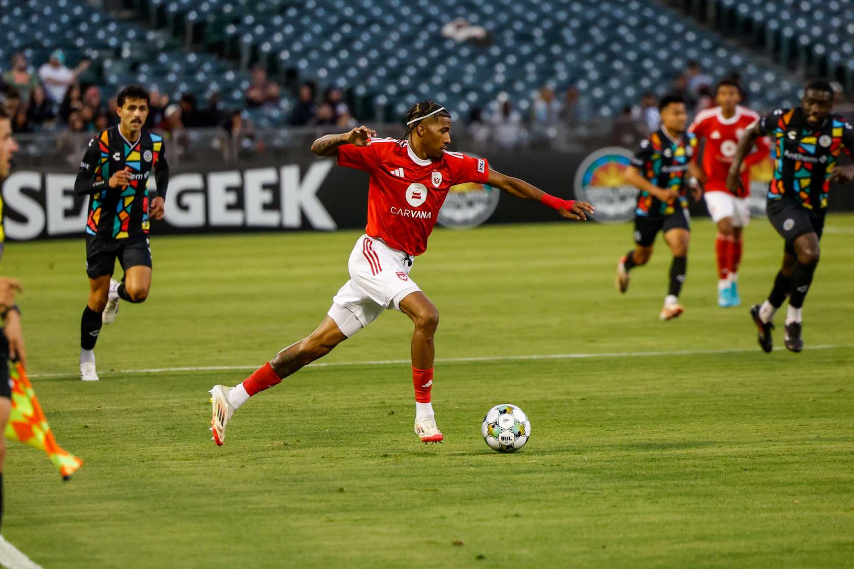 Jearl Margaritha dribbles the ball against Oakland Roots. Image: Oakland Roots